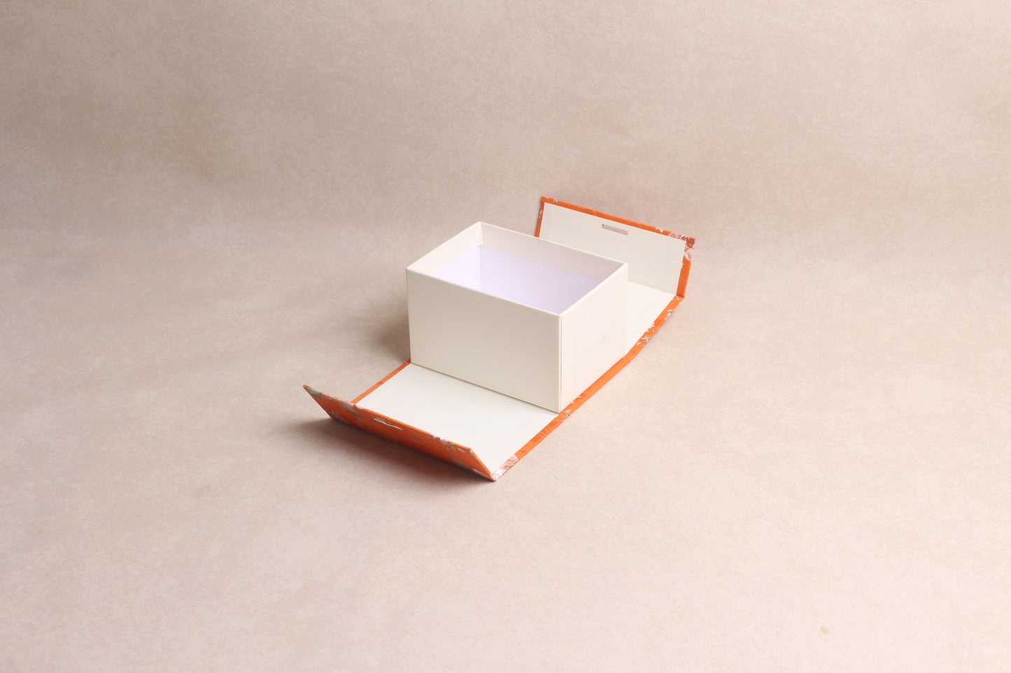 5.75" x 4" x 3.5" %rib%