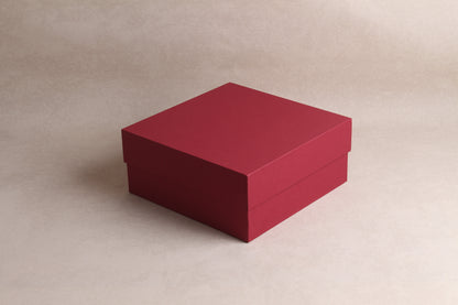 9.25" x 9.25" x 4"
