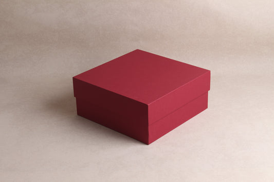 9.25" x 9.25" x 4"
