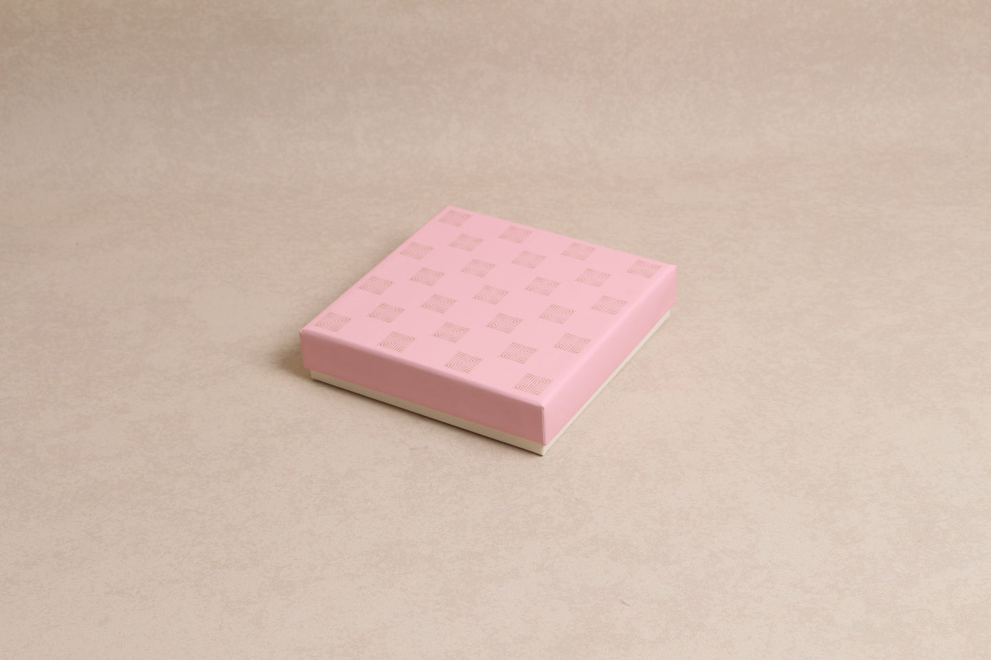 5.75" x 5.75" x 1.25" (9 Piece Chocolate Box)