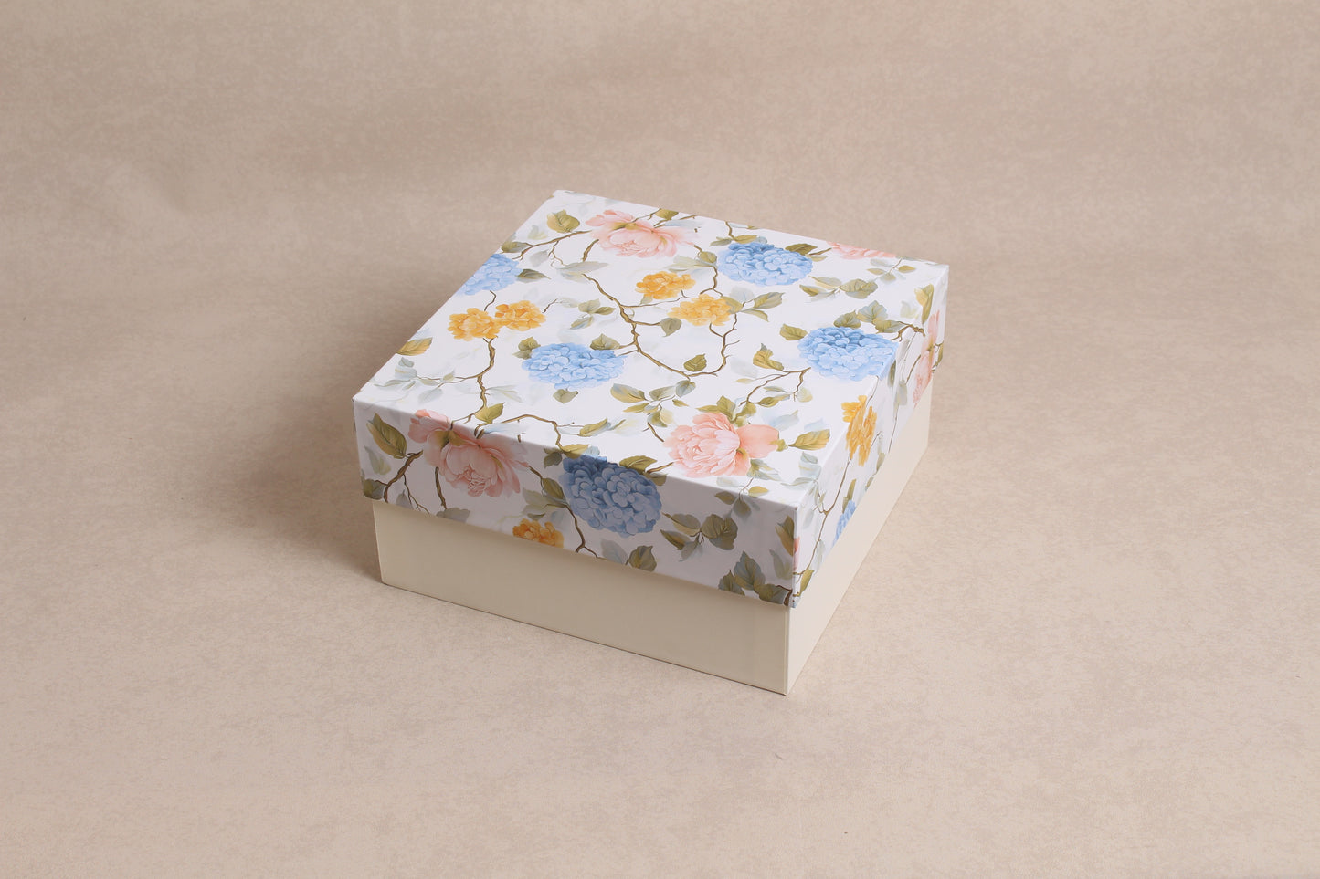 8.25" x 8.25" x 4"