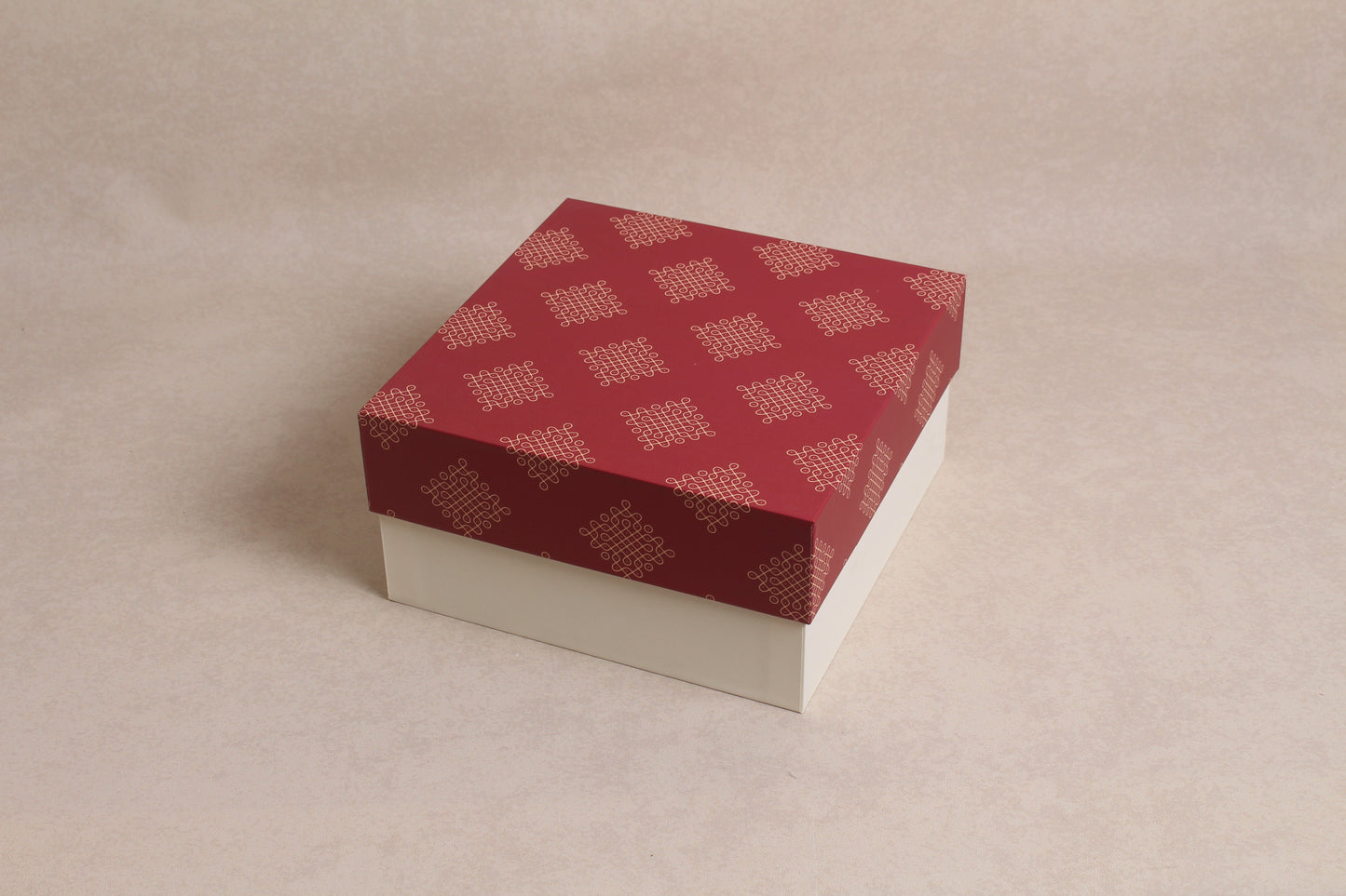 8.25" x 8.25" x 4"