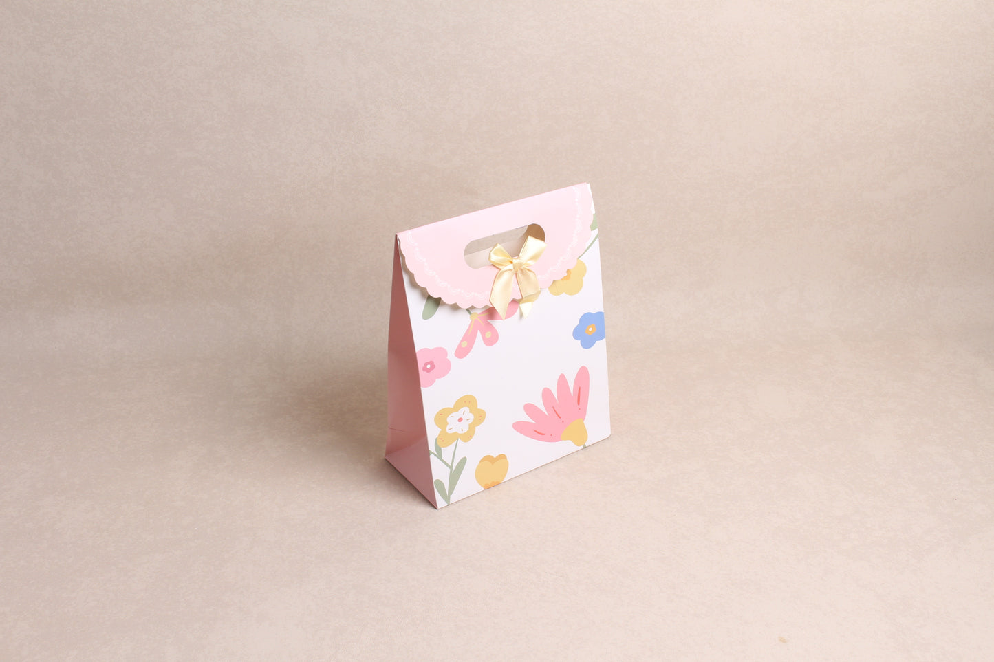 6.5" x 8.25" x 3" %bag%
