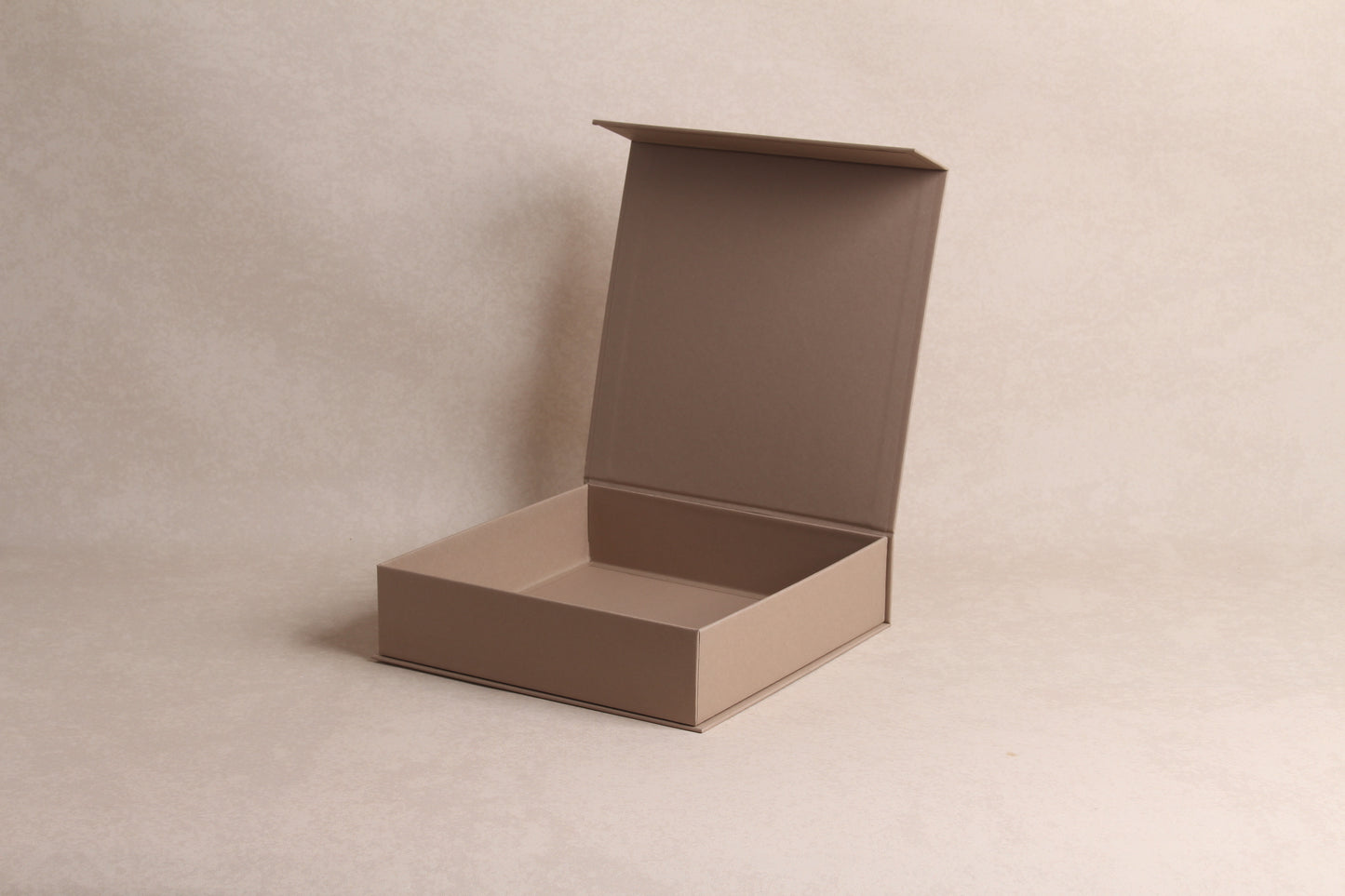 9" x 9" x 2.25" %mag%