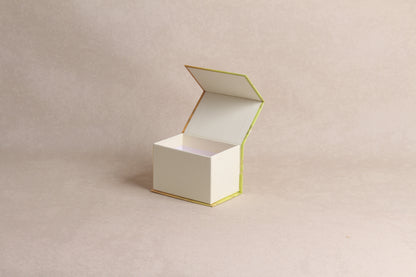 4.5" x 3" x 3" %mag%