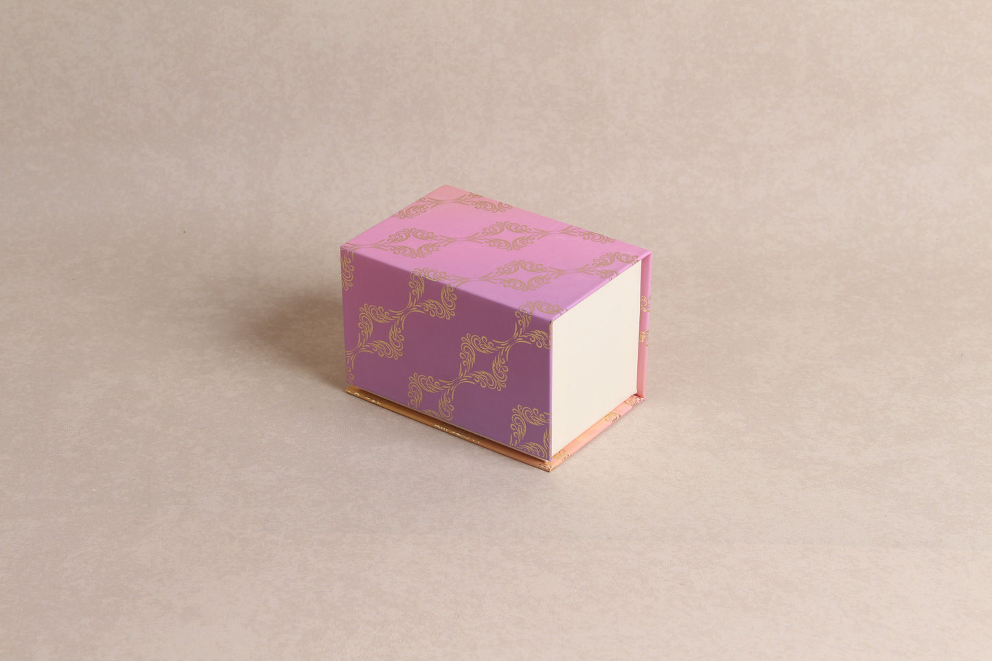 4.5" x 3" x 3" %mag%