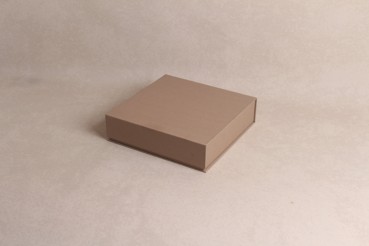 9" x 9" x 2.25" %mag%