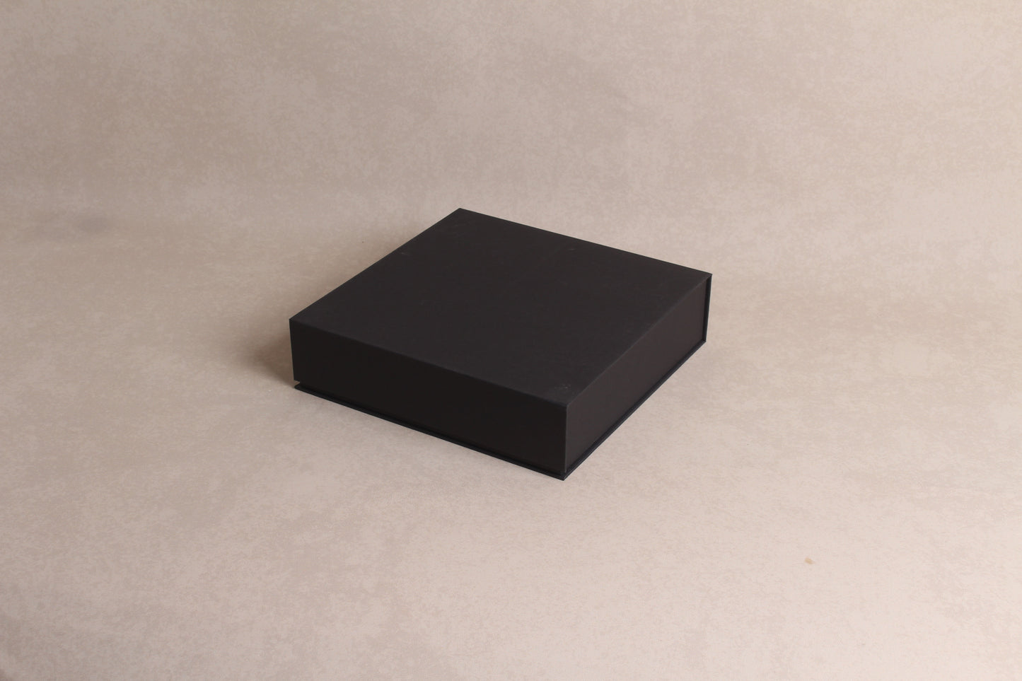 9" x 9" x 2.25" %mag%